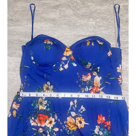 Size Large Band Of Gypsies Jumpsuit Blue Floral Wide Leg Pockets Smocked Back - Picture 2 of 7
